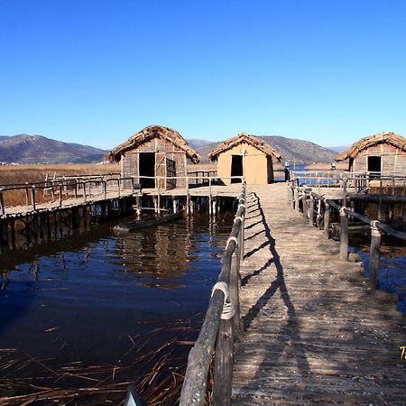 Villa Del Lago Boutique Hotel Kastoria Exterior foto